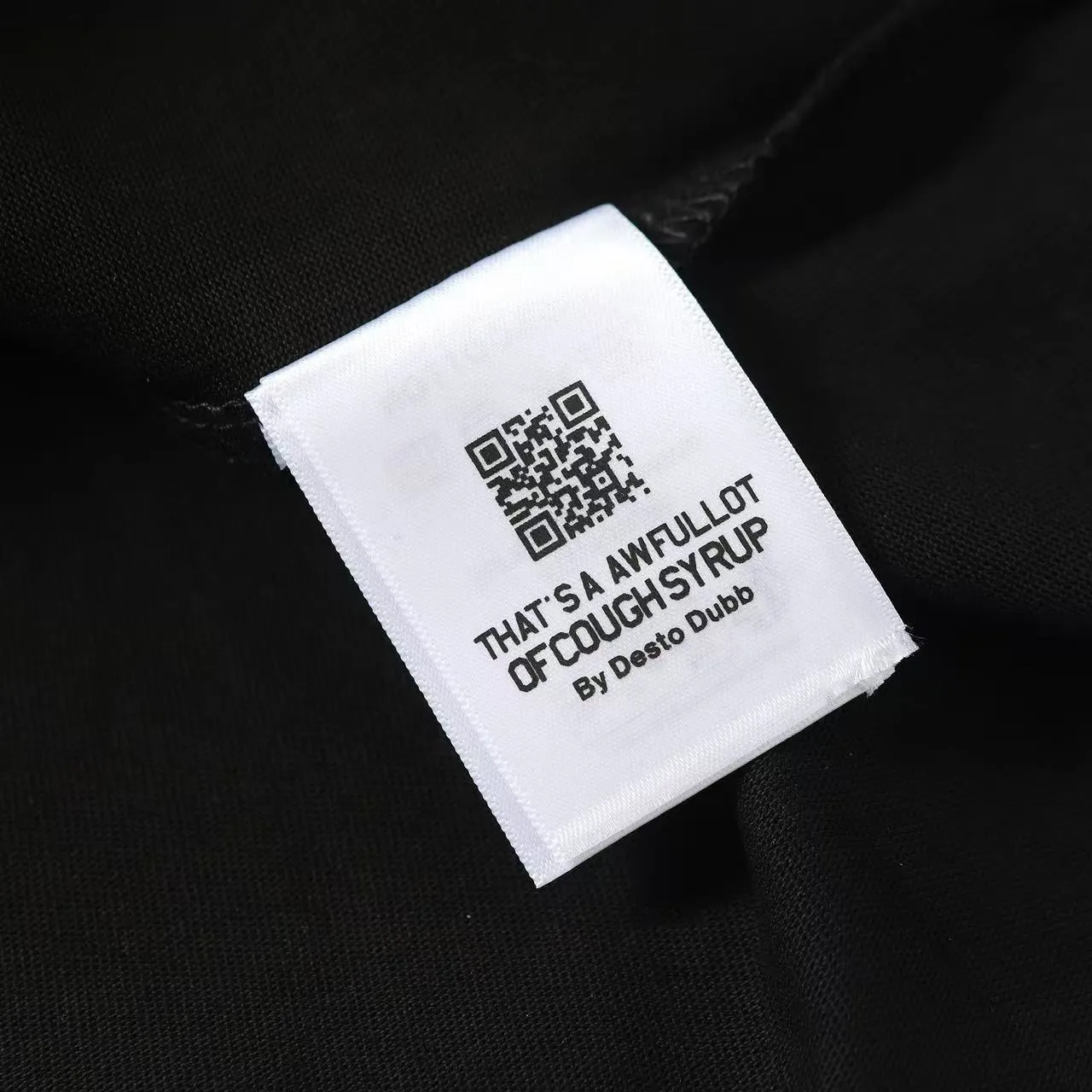 #Black ｜ THAT'S A AWFUL LOT OF COUGH SYRUP In Stock Real shot American simple trendy brand loose casual T-shirt Fabric (fabric): 32 counts Weight combed double yarn pure cotton Sizes (size): S-M L X L Color (colour): Black